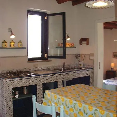Il Baglio Lägenhetshotell San Giorgio (Messina)